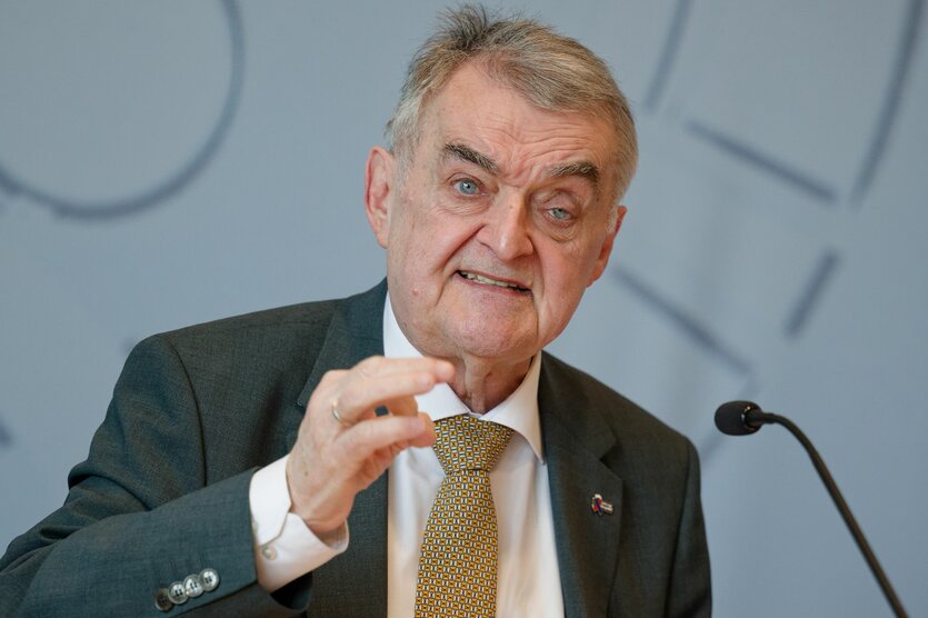 Porträt von Herbert Reul