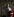 Eine Person wird anonymisiert von hinten fotografiert.