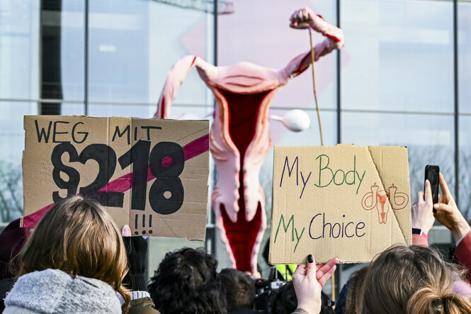 Demo für sexuelle Selbstbestimmung und Legalisierung, hier in Berlin