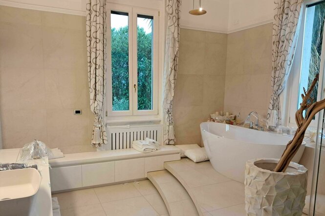Blick in ein Badezimmer