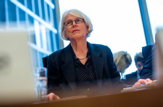Margaretha Sudhof bei der Ausschusssitzung