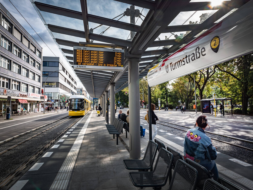 Tramhaltestelle "Turmstraße"