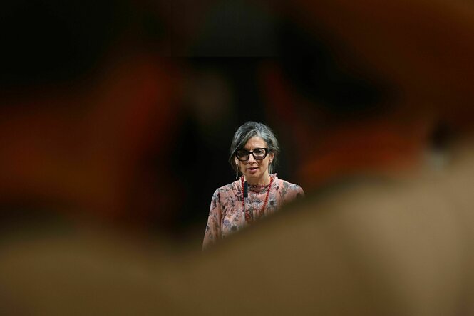 Francesca Albanese spricht bei einer Pressekonferenz