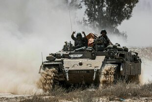 Wie weit wird das israelische Militär abziehen? Israelisches Militär an der südlichen Grenze Israels zum Gazastreifen.