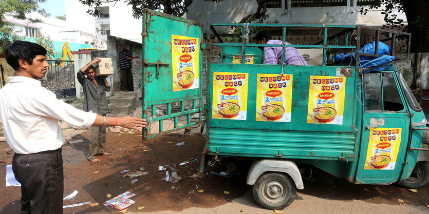 Ein Maggienudellaster in Indien.