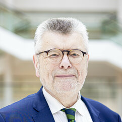 Gerhard Wegner, niedersächsischer Antisemitismusbeauftragter, im Landtag in Hannover