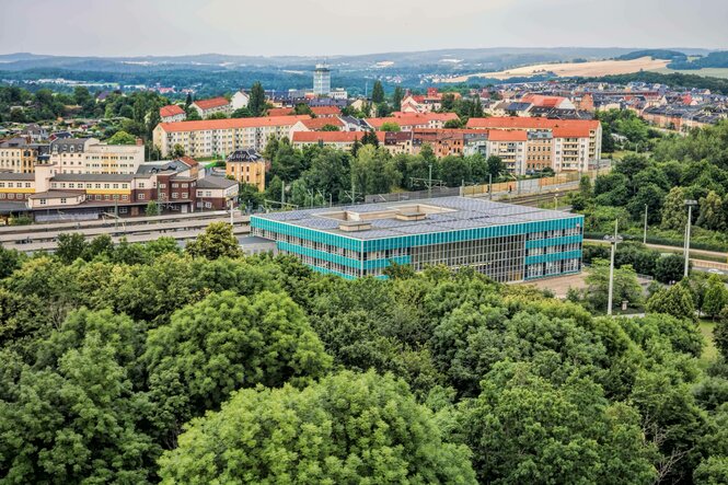 Luftbild des Bahnhofs in Plauen.