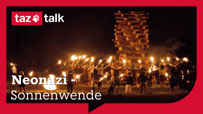 nazis tanzen im dunklen um ein großes feuer
