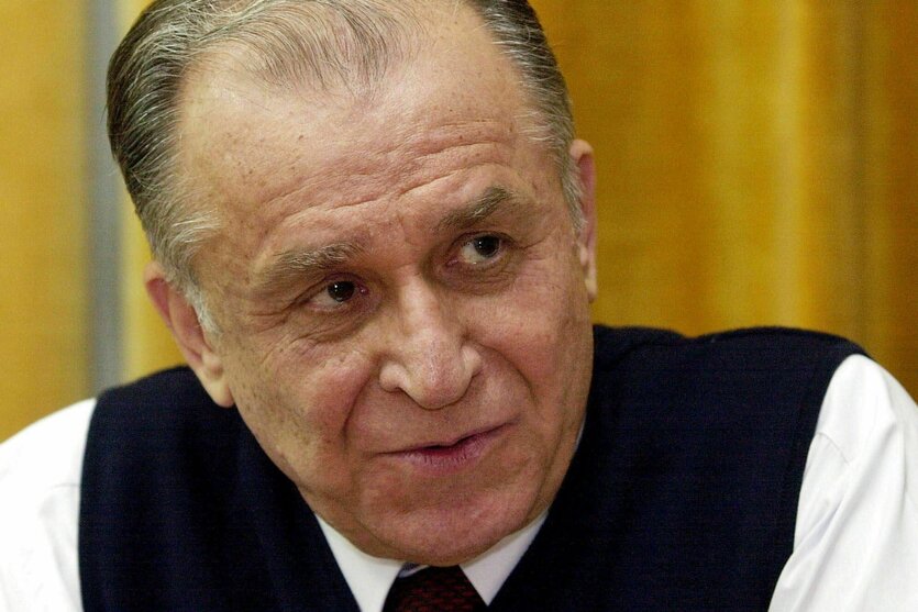 Ion Iliescu im Portrait