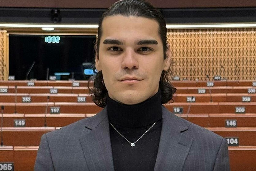 Porträt von Enes Hocaogullari