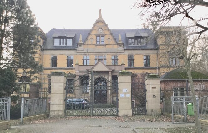 Das Schloss von Philip Steinbeck in Jessnitz.