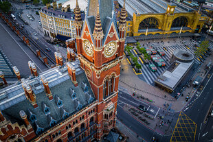 Blick von oben auf St. Pancras und Kings Cross