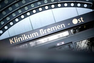 Der Eingang des Klinikums Bremen Ost