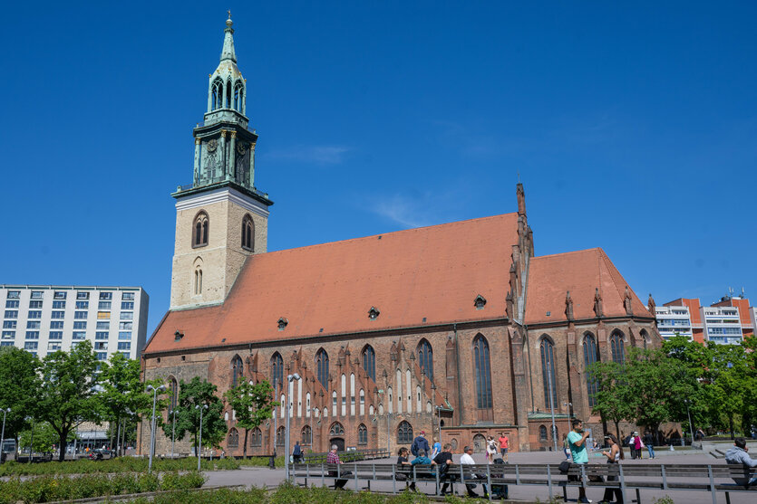 Die Marienkirche nahe dem Alexanderplatz in Berlin-Mitte