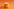 Ein Stapel Chips vor orangenem Hintergrund