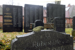 Der jüdische Friedhof in Emden
