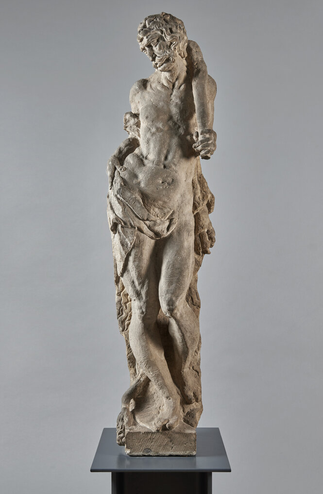 Tragefigur eines Kamins, der Herkules von Münstermann aus Holz