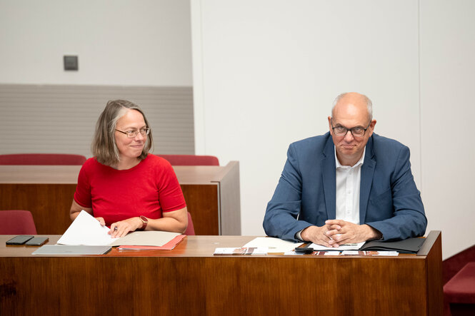 Sascha Aulepp und Andreas Bovenschulte auf der Bremer Senatsbank