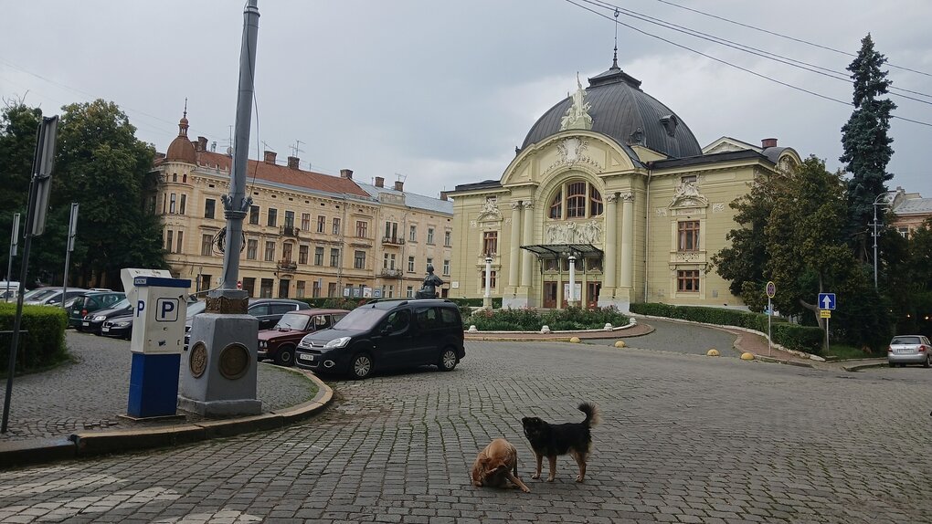 Das Theater in Tscherniwzi