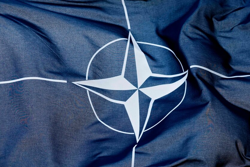 Flagge der Nato