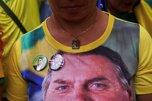 T-Shirt mit Bolsonaro-Aufdruck