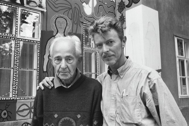 Oswald Tschirtner und David Bowie 1994 in Gugging