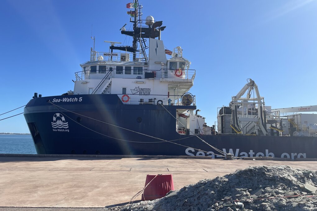 Das Seawatch-Schiff im Hafen