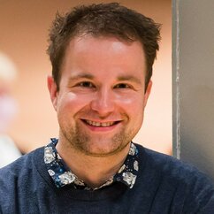 Der Autor Stefan Mey
