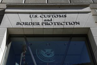 Die Fassade der US-Zollbehörde U.S. Customs and Border Protection