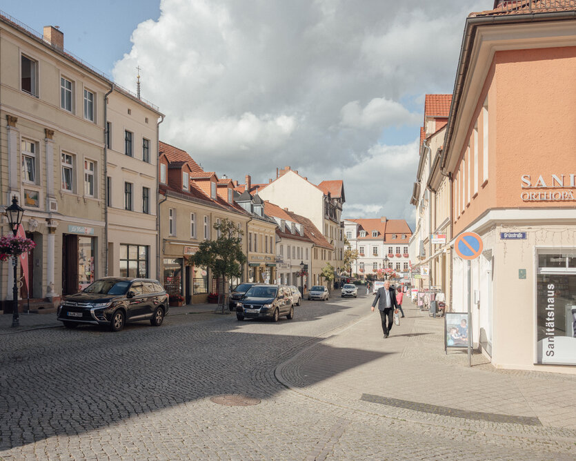 Die Innenstadt von Bad Freienwalde, fünf Tage vor der Bürgermeister*innenwahl, 2025,