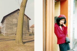Zwei Fotografien von Jitka Hanzlova, darauf sieht man einen kahlen Baumstamm vor einem kahlen Haus und eine ältere, schick gekleidete Dame, die direkt in die Kamera schaut