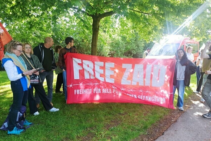 Demonstrierende fordern Freiheit für Zaid A.