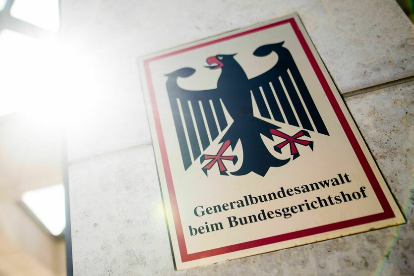 Generalbundesanwalt beim Bundesgerichtshof» steht auf einem Schild am Eingang zum Gebäude der Bundesanwaltschaft