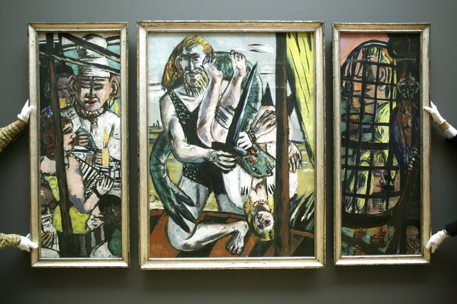 Das Gemälde "Perseus" von Max Beckmann hängt an der Wand eines Ausstellungsraums