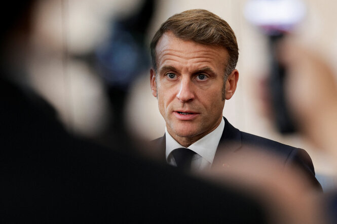 Portrait von Emmanuel Macron