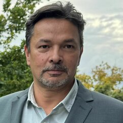 Porträtbild von Mario Franz