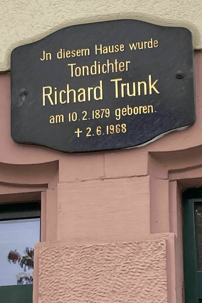 Eine Gedenkplakette für Richard Trunk