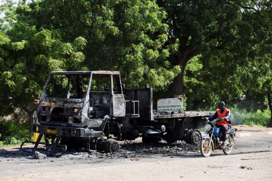 Nach Wahlen in Kamerun: Gespanntes Warten auf irgendein Ergebnis