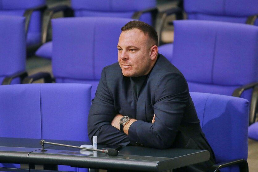 Cem Ince sitzt im Bundestag