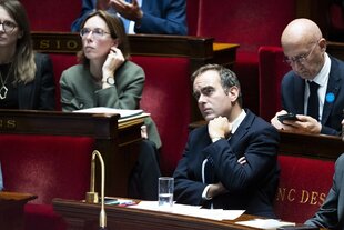 Sebastien Lecornu im Parlament