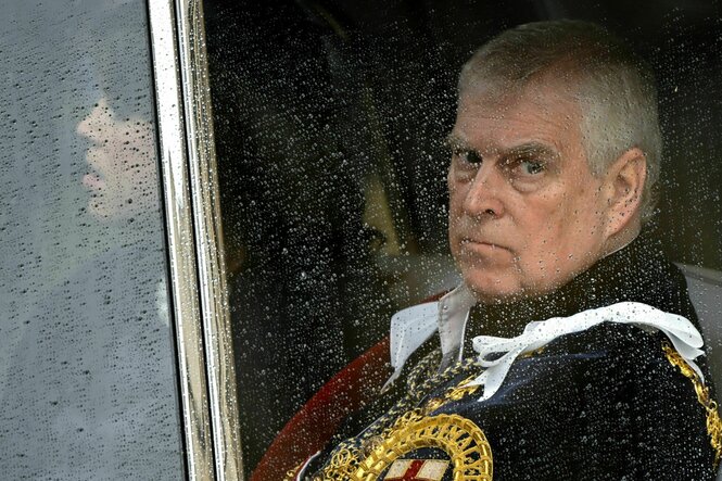 Prinz Andrew, Mitglied des britischen Königshauses