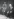 Schwarz-weiß Foto von Renato Mordo neben dem Nobelpreisträger Gerhart Hauptmann Schwarz-weiß Foto von Renato Mordo neben dem Nobelpreisträger Gerhart Hauptmann