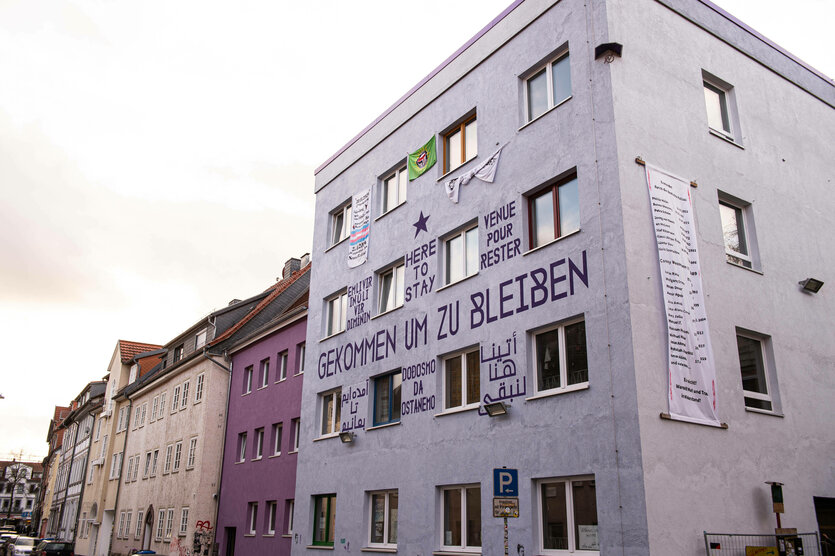 Fassade der OM10 in Göttingen
