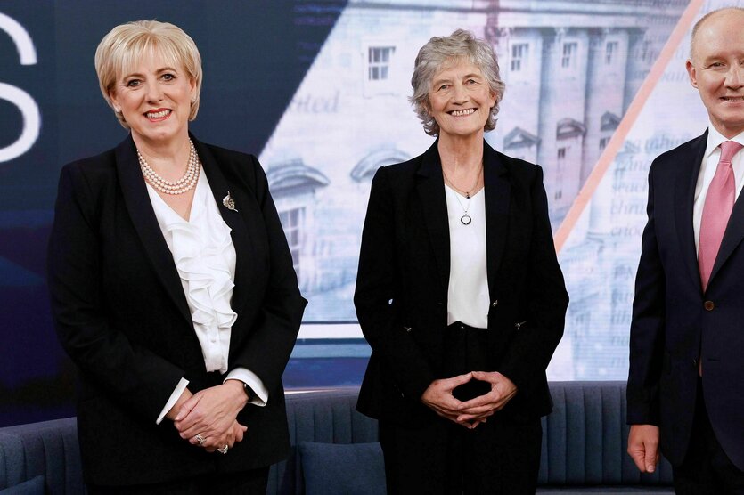 Heather Humphreys (links), Catherine Connolly und Jim Gavin