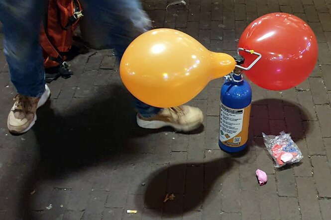 Lachgasballons