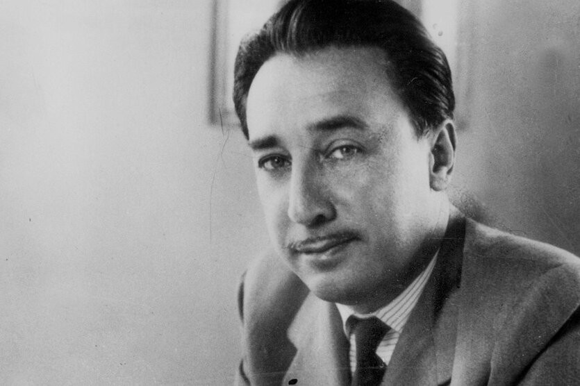Schwarzweißporträt von Romain Gary.