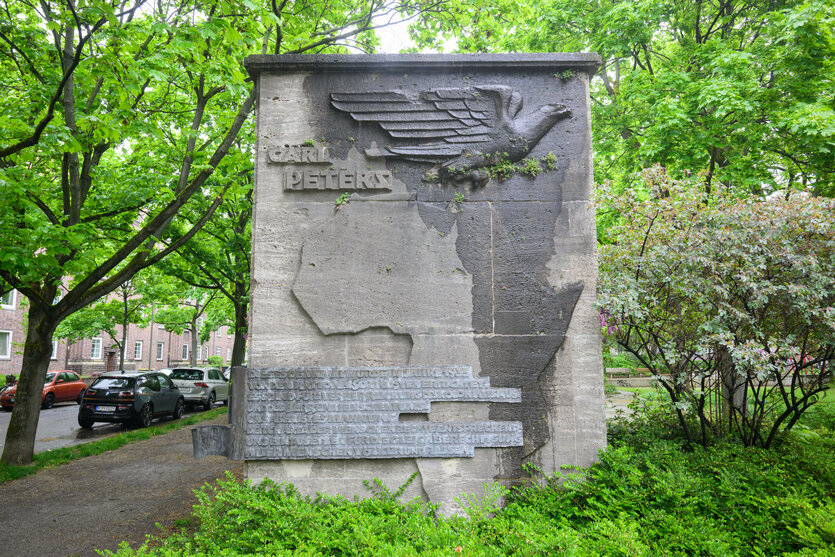 Steinernes Denkmal