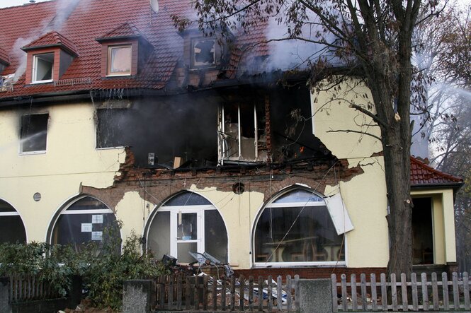 Ein ausgebrannter Dachstuhl