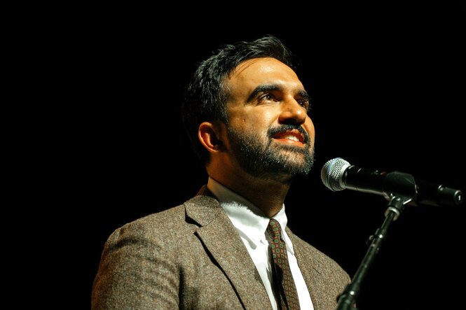 Portrait von Zohran Mamdani