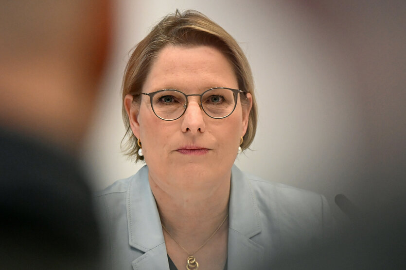 Stefanie Hubig (SPD), Bundesministerin der Justiz und für Verbraucherschutz im Portträt